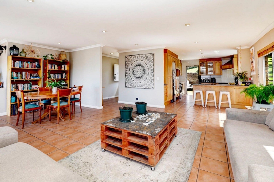 4 Bedroom Property for Sale in Welgemoed Western Cape